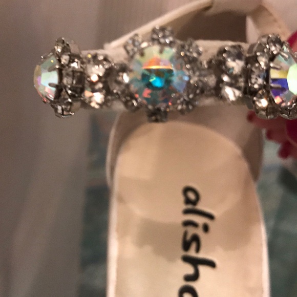 Alisha Hill Heidi 2 3/4” heels - Picture 2 of 6